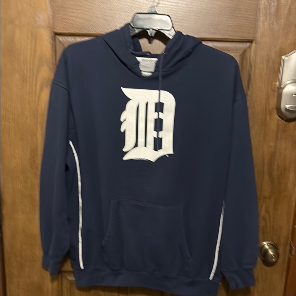 Detroit Tigers hooded sweatshirt.